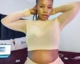 Nauhgty babe showing her pussy